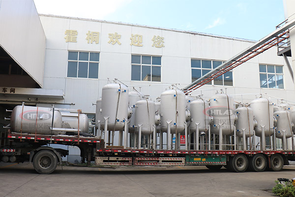 霍桐儀器產(chǎn)能繼續(xù)擴(kuò)大，業(yè)務(wù)向前邁進(jìn)一大步！一大批不銹鋼高壓儲(chǔ)罐、高壓反應(yīng)釜完工發(fā)貨！新聞主圖